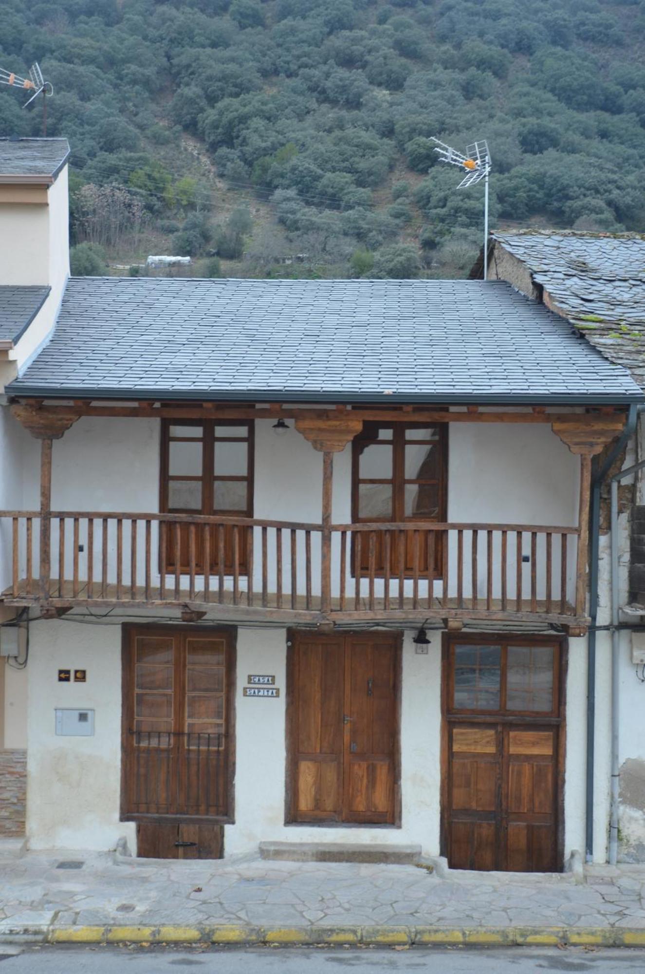 Villa Casa Sapita Villafranca Del Bierzo Exterior foto